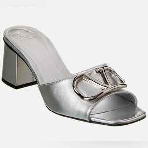 NWT silver Valentino sandals Vlogo 60